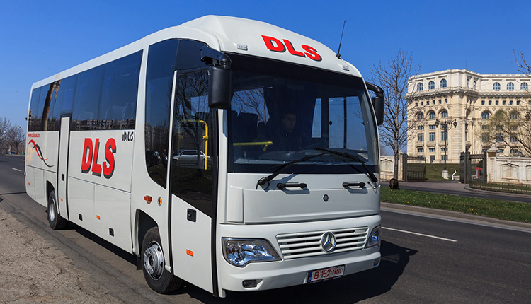 Autocar MERCEDES IDILIS: 33+1 sau 38+1 locuri